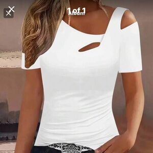 NWOT White Cold Shoulder Women Top